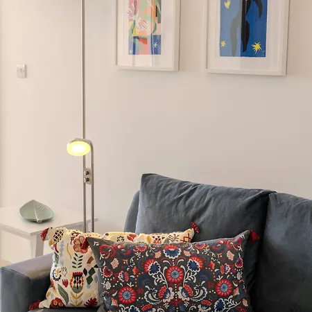 Amazing Sea And Marina View Center 2bdr Flat * 拉纳卡